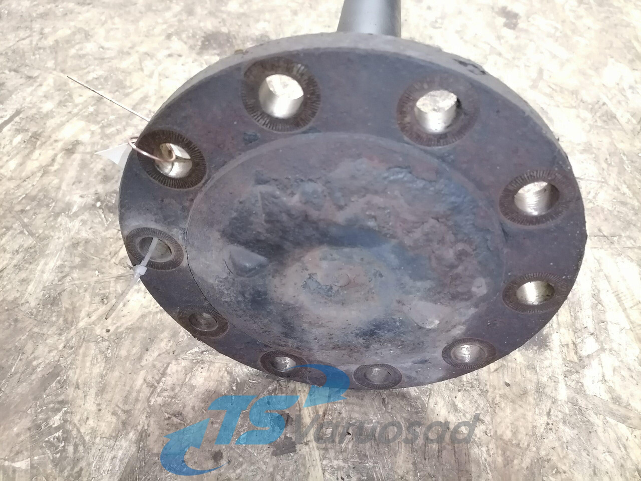 MAN Drive shaft 81355020146 - Aandrijfas voor Vrachtwagen: afbeelding 3 MAN Drive shaft 81355020146 - Aandrijfas voor Vrachtwagen: afbeelding 3