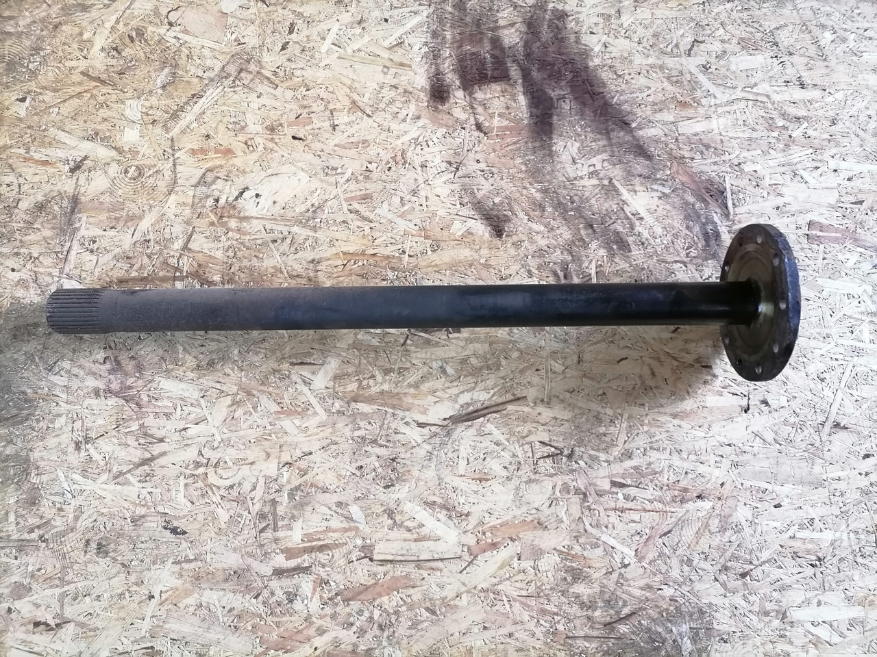 MAN Drive shaft 81355020146 - Aandrijfas voor Vrachtwagen: afbeelding 2 MAN Drive shaft 81355020146 - Aandrijfas voor Vrachtwagen: afbeelding 2