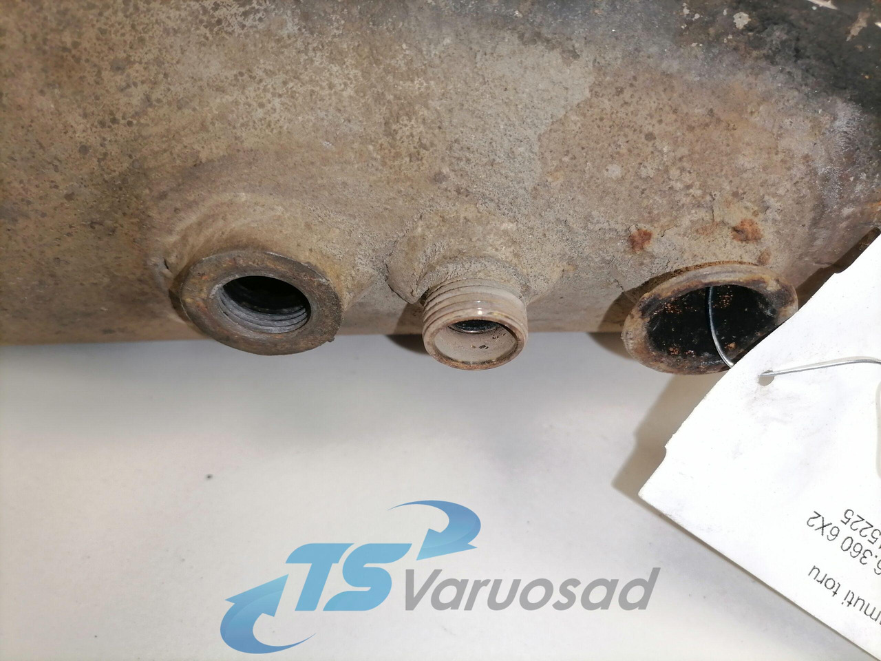 MAN Exhaust pipe 51152015225 - Geluiddemper voor Vrachtwagen: afbeelding 4 MAN Exhaust pipe 51152015225 - Geluiddemper voor Vrachtwagen: afbeelding 4