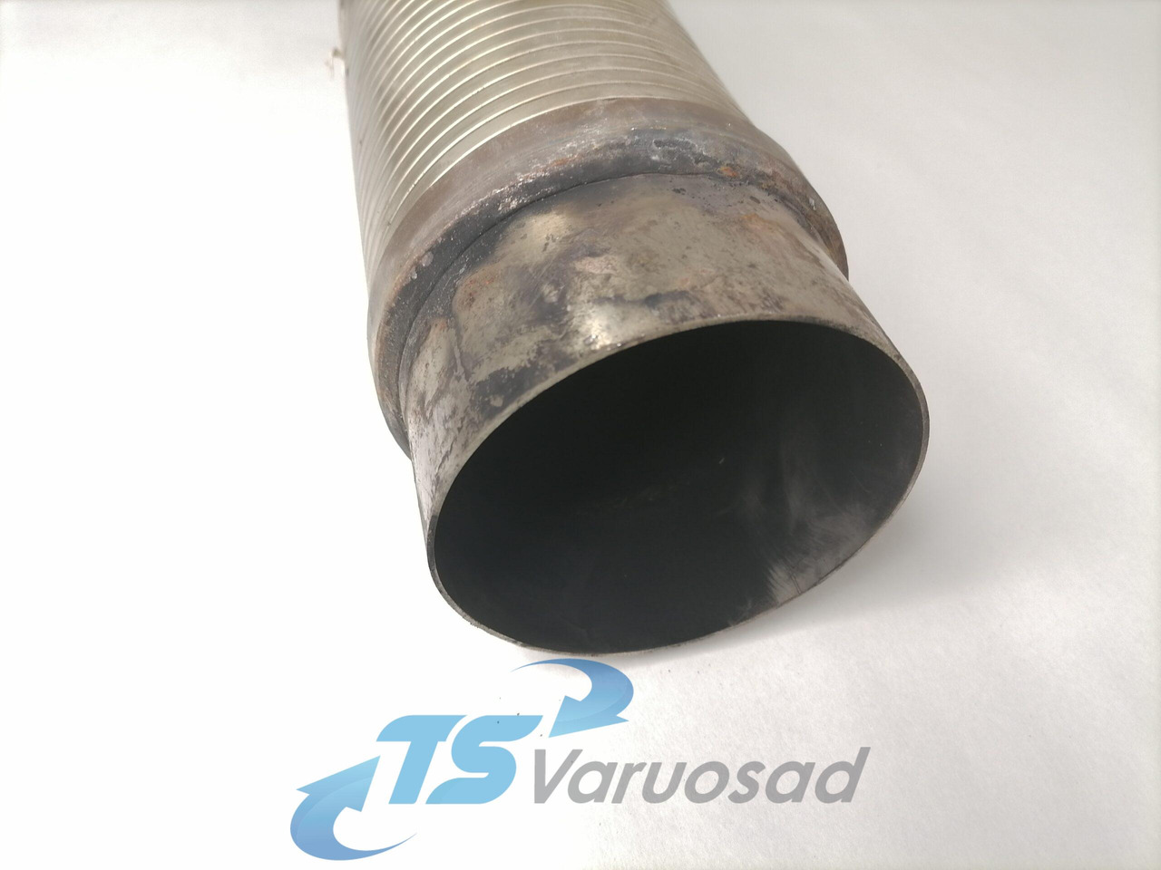 MAN Exhaust pipe 81152100114 - Geluiddemper voor Vrachtwagen: afbeelding 2 MAN Exhaust pipe 81152100114 - Geluiddemper voor Vrachtwagen: afbeelding 2