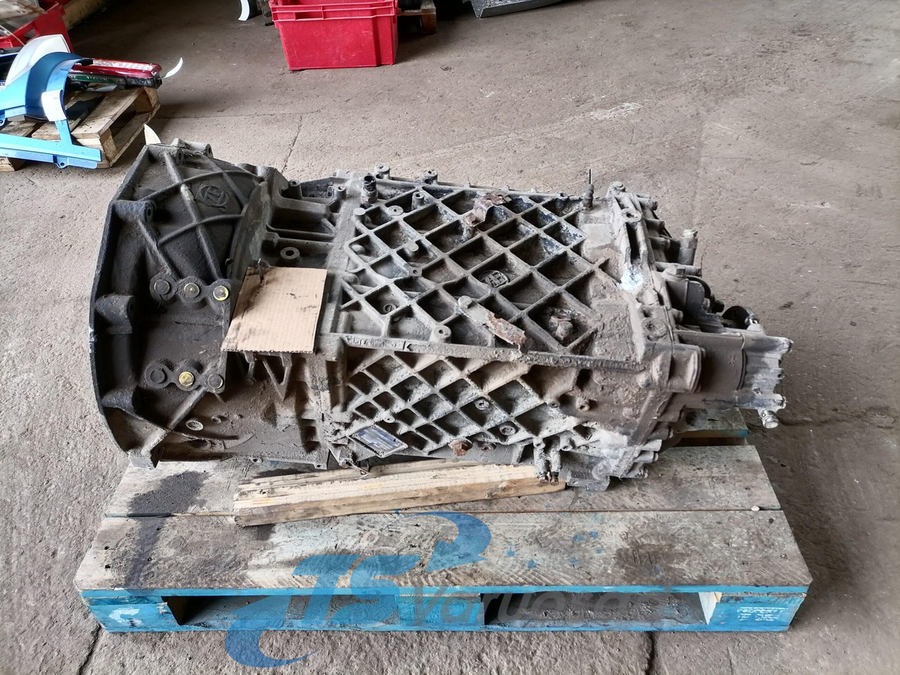 MAN Gearbox 81320046016 - Versnellingsbak en onderdelen voor Vrachtwagen: afbeelding 4 MAN Gearbox 81320046016 - Versnellingsbak en onderdelen voor Vrachtwagen: afbeelding 4
