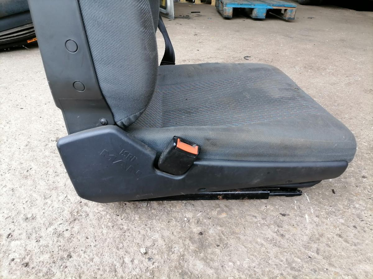 MAN Man juhiiste 81623016895 - Zitplaats voor Vrachtwagen: afbeelding 4 MAN Man juhiiste 81623016895 - Zitplaats voor Vrachtwagen: afbeelding 4