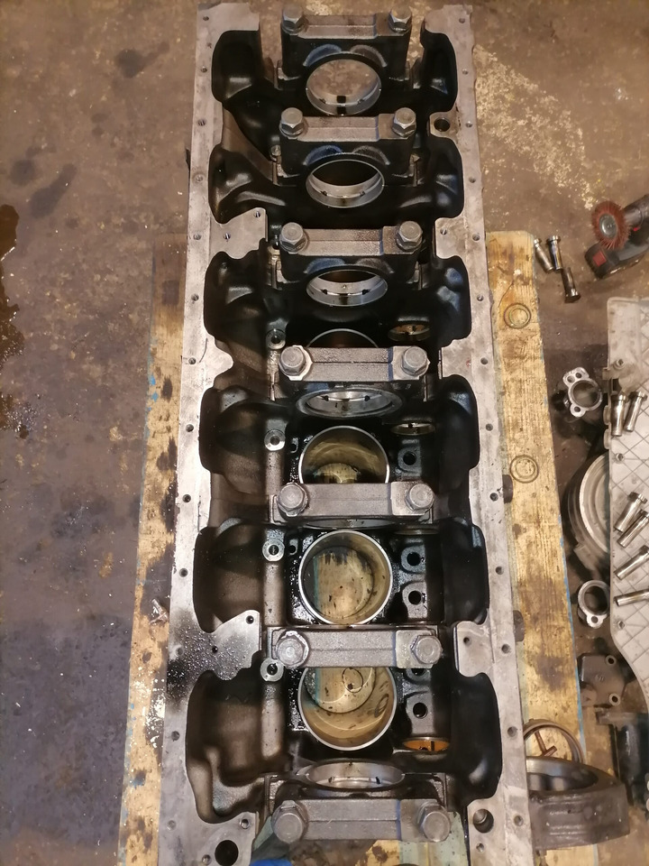 MAN Mootoriplokk MAN D2876 51011013340 - Motor en onderdelen voor Vrachtwagen: afbeelding 2 MAN Mootoriplokk MAN D2876 51011013340 - Motor en onderdelen voor Vrachtwagen: afbeelding 2
