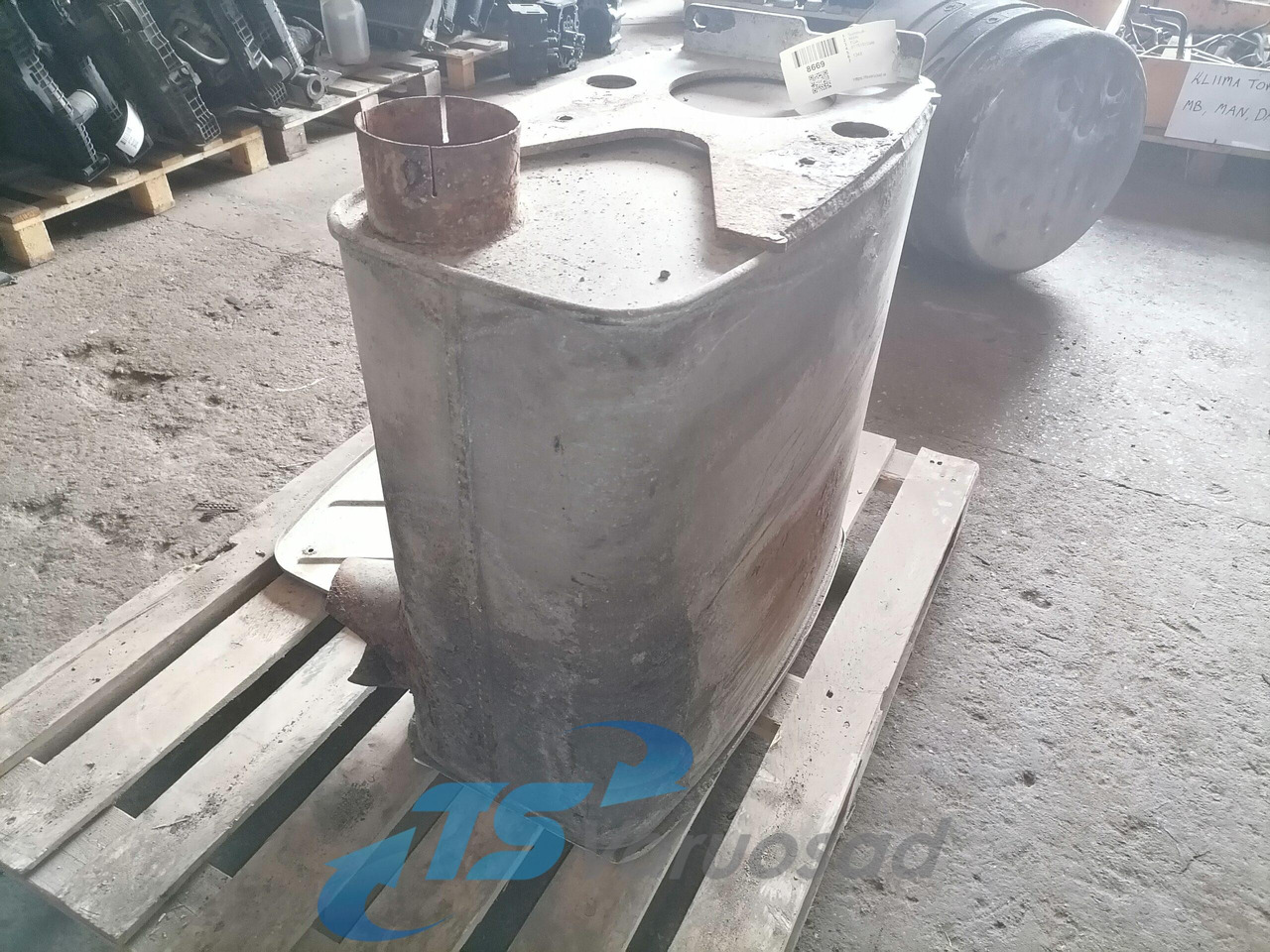 MAN Muffler 81151010346 - Geluiddemper voor Vrachtwagen: afbeelding 5 MAN Muffler 81151010346 - Geluiddemper voor Vrachtwagen: afbeelding 5