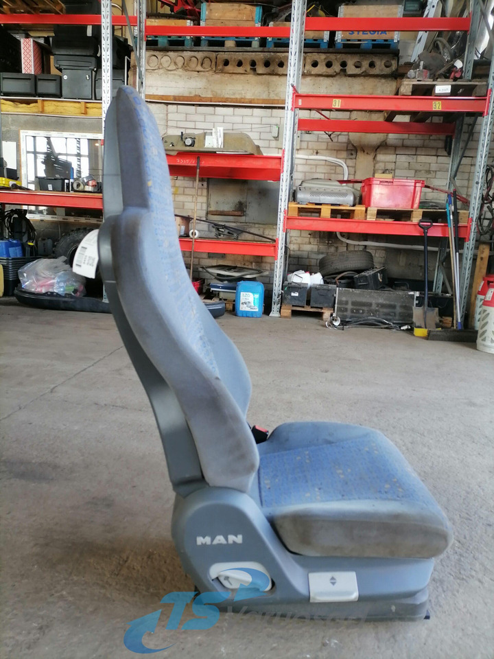 MAN Passenger seat 81623016942 - Zitplaats voor Vrachtwagen: afbeelding 3 MAN Passenger seat 81623016942 - Zitplaats voor Vrachtwagen: afbeelding 3