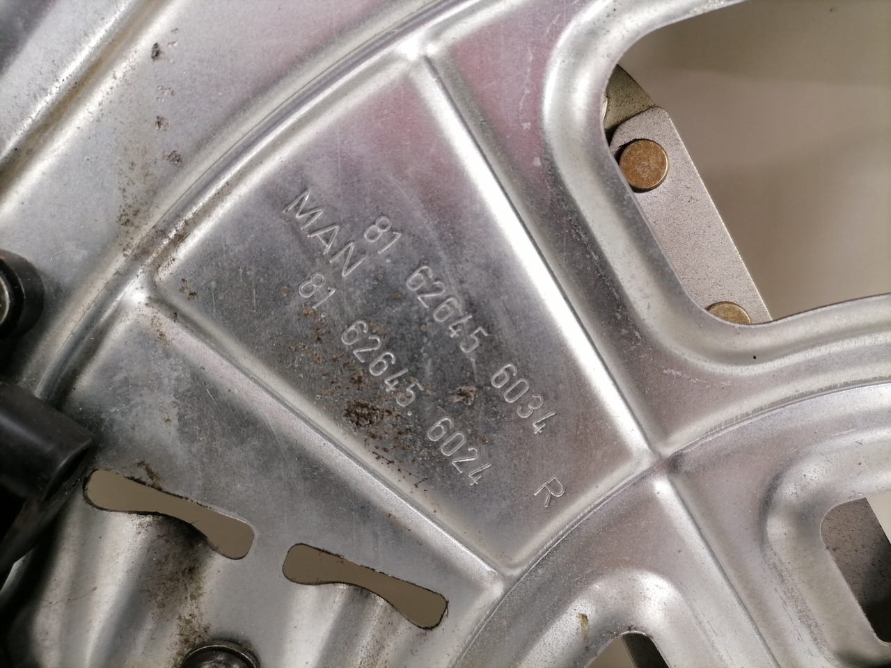 Raam en onderdelen voor Vrachtwagen MAN Side window lifting mechanism 81626456034: afbeelding 8 Raam en onderdelen voor Vrachtwagen MAN Side window lifting mechanism 81626456034: afbeelding 8