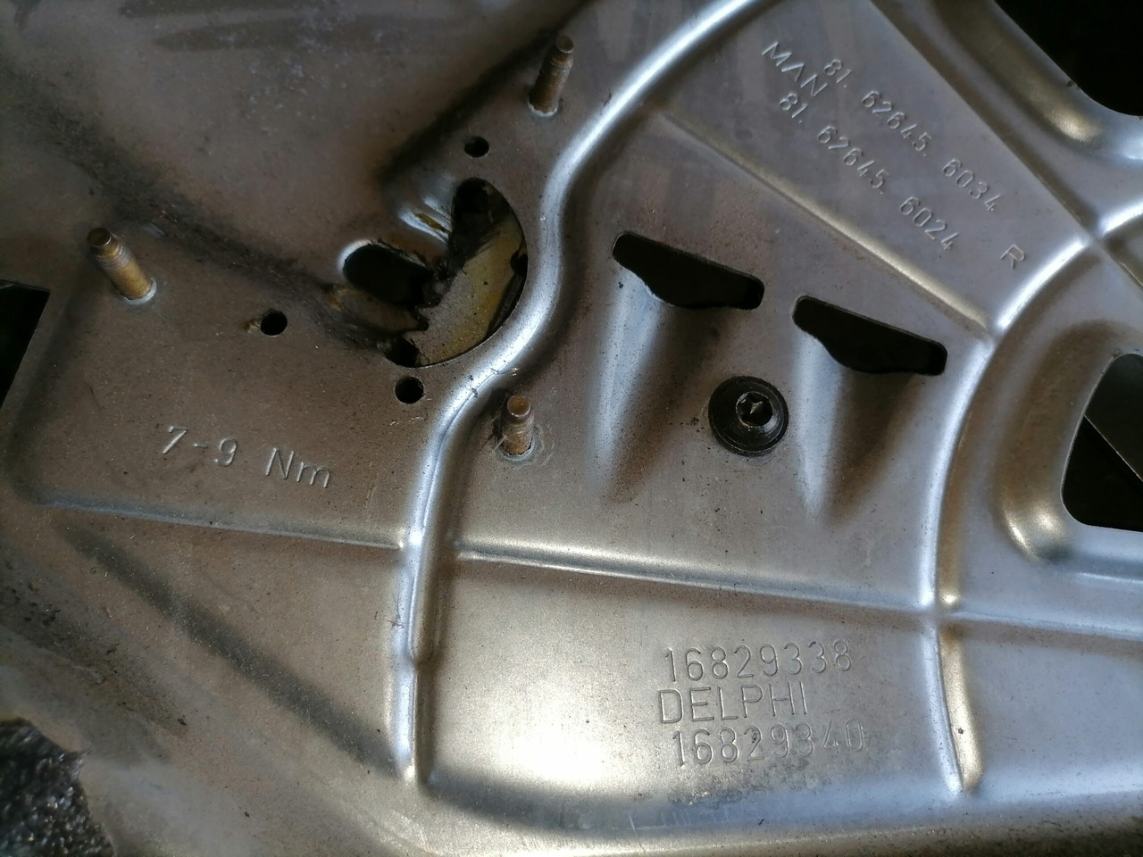 MAN Side window lifting mechanism 81626456034 - Raam en onderdelen voor Vrachtwagen: afbeelding 5 MAN Side window lifting mechanism 81626456034 - Raam en onderdelen voor Vrachtwagen: afbeelding 5