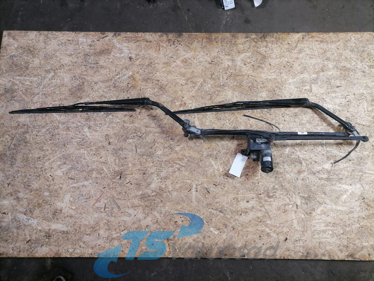 MAN Wiper frame 335013 - Ruitenwisser voor Vrachtwagen: afbeelding 4 MAN Wiper frame 335013 - Ruitenwisser voor Vrachtwagen: afbeelding 4