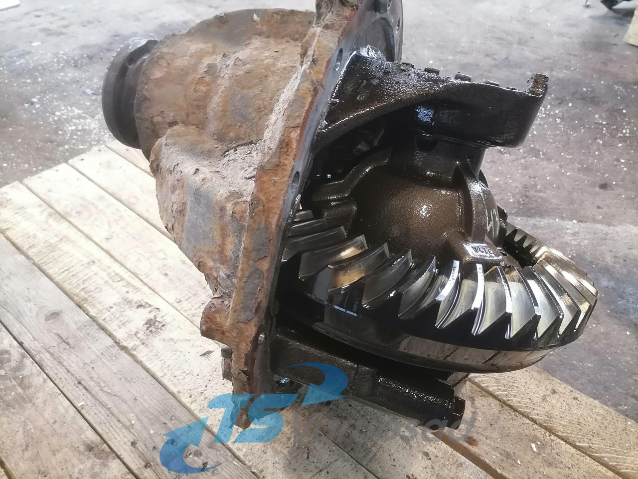 MB Axel gear A0003504303 - Eindaandrijving voor Vrachtwagen: afbeelding 1 MB Axel gear A0003504303 - Eindaandrijving voor Vrachtwagen: afbeelding 1