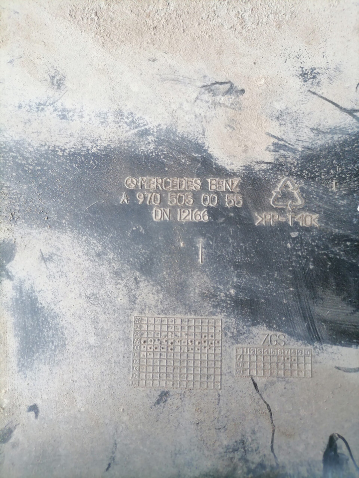 MB Fan shroud 9705050055 - Radiateur voor Vrachtwagen: afbeelding 5 MB Fan shroud 9705050055 - Radiateur voor Vrachtwagen: afbeelding 5