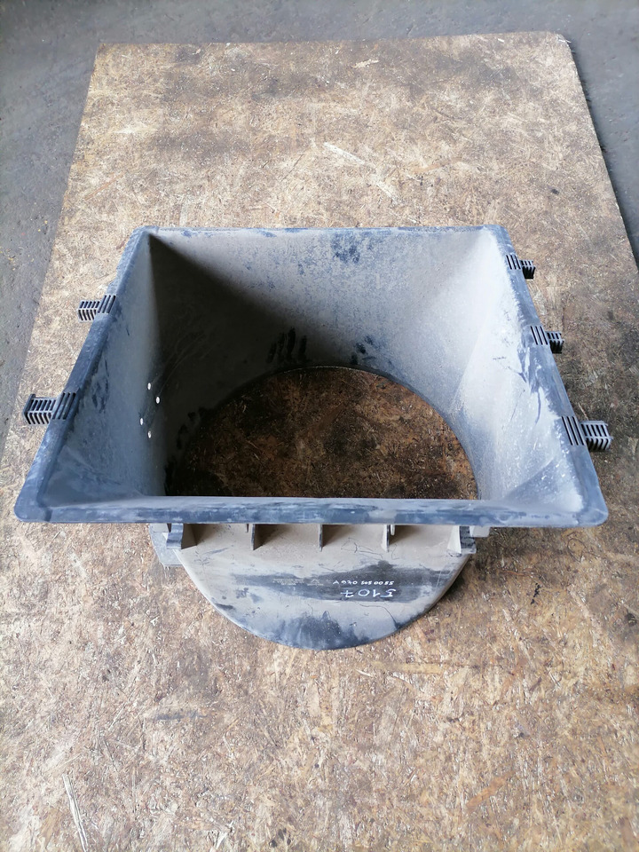 MB Fan shroud 9705050055 - Radiateur voor Vrachtwagen: afbeelding 2 MB Fan shroud 9705050055 - Radiateur voor Vrachtwagen: afbeelding 2