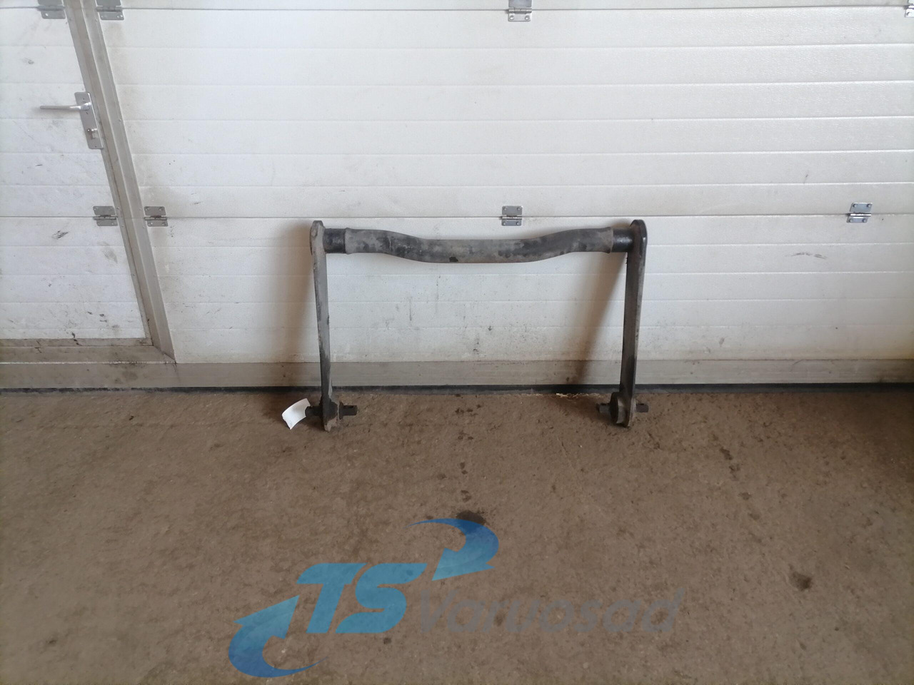 Mercedes-Benz Anti-roll bar A9423200211 - Stabilisatorstang voor Vrachtwagen: afbeelding 1 Mercedes-Benz Anti-roll bar A9423200211 - Stabilisatorstang voor Vrachtwagen: afbeelding 1