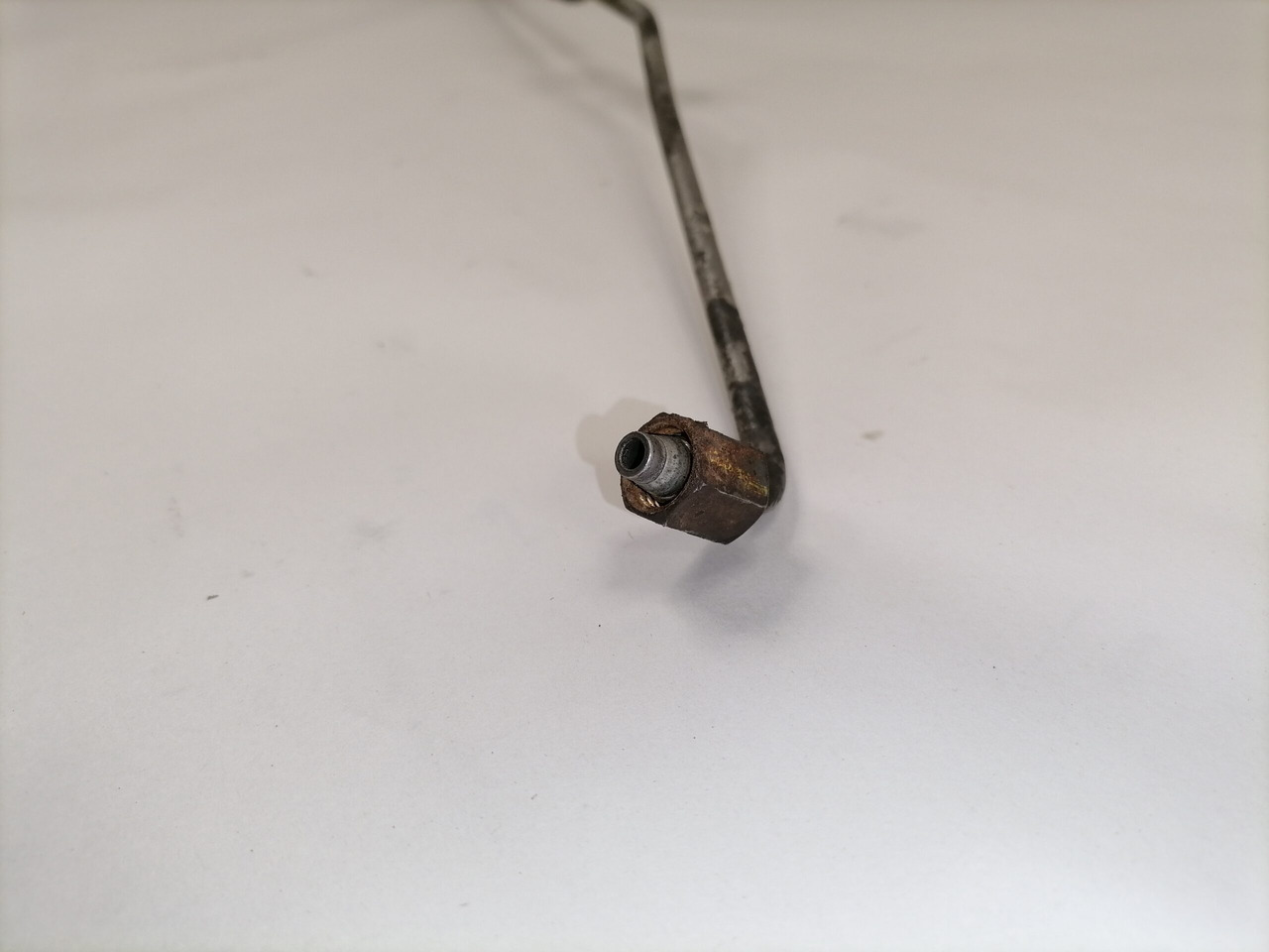 Mercedes-Benz Compressor air pipe A4710901537 - Compressor voor Vrachtwagen: afbeelding 2 Mercedes-Benz Compressor air pipe A4710901537 - Compressor voor Vrachtwagen: afbeelding 2