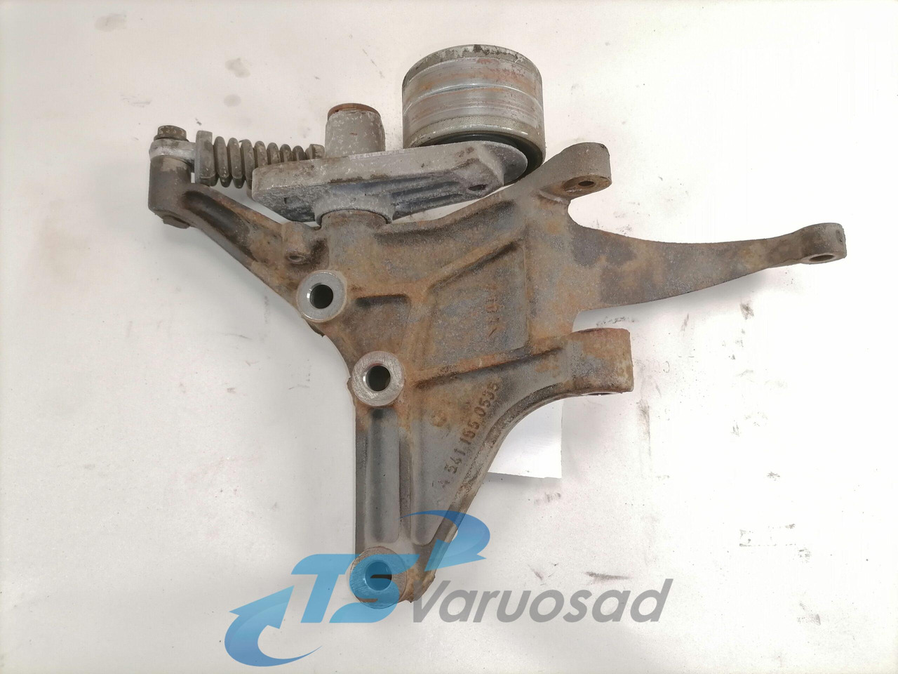 Mercedes-Benz Generaatori kandur A5411550535 - Universeel onderdeel voor Vrachtwagen: afbeelding 2 Mercedes-Benz Generaatori kandur A5411550535 - Universeel onderdeel voor Vrachtwagen: afbeelding 2