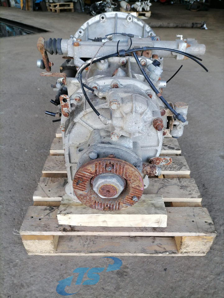 Renault Käigukast Y06365 - Versnellingsbak en onderdelen voor Vrachtwagen: afbeelding 3 Renault Käigukast Y06365 - Versnellingsbak en onderdelen voor Vrachtwagen: afbeelding 3