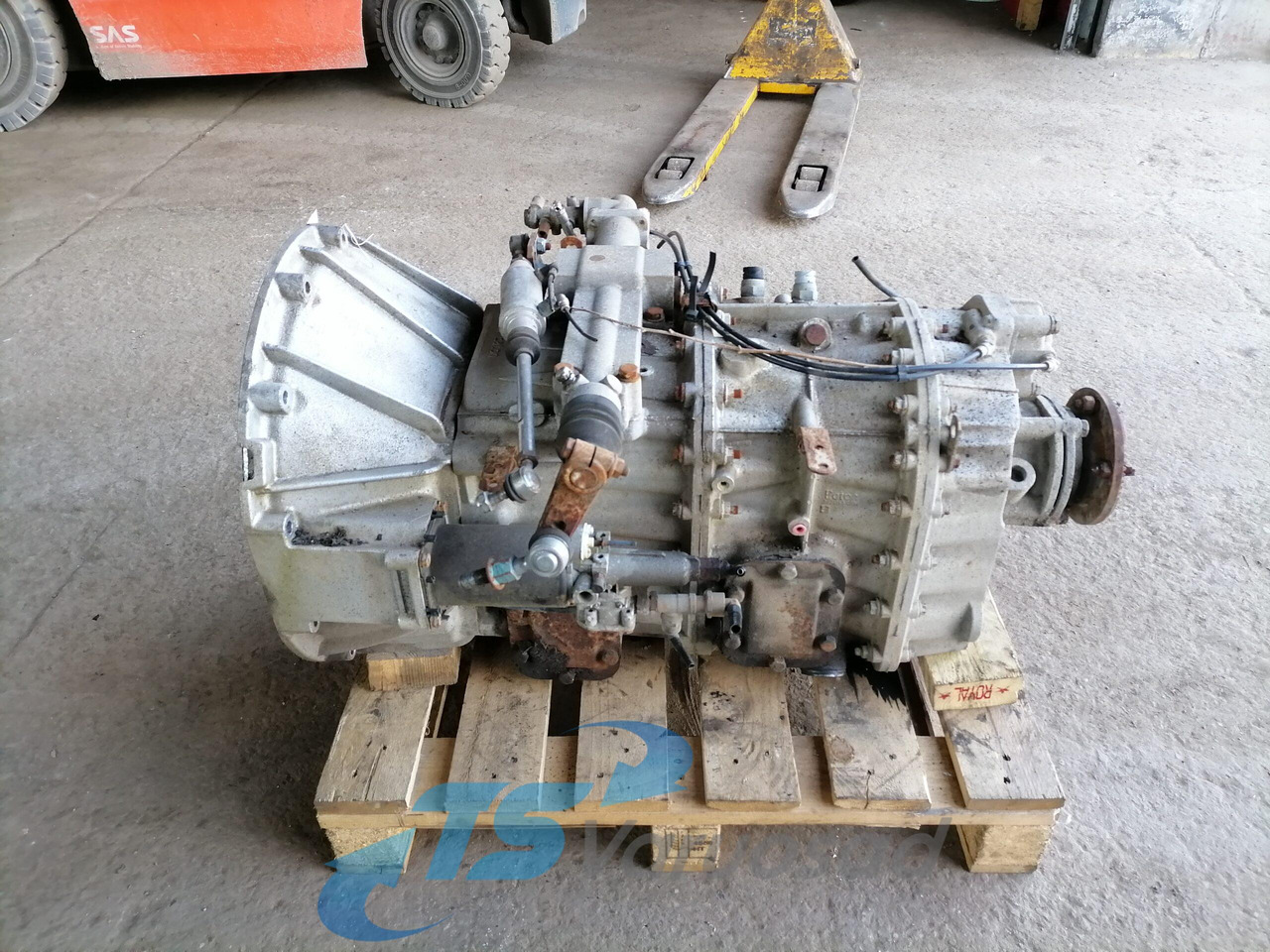 Renault Käigukast Y06365 - Versnellingsbak en onderdelen voor Vrachtwagen: afbeelding 2 Renault Käigukast Y06365 - Versnellingsbak en onderdelen voor Vrachtwagen: afbeelding 2