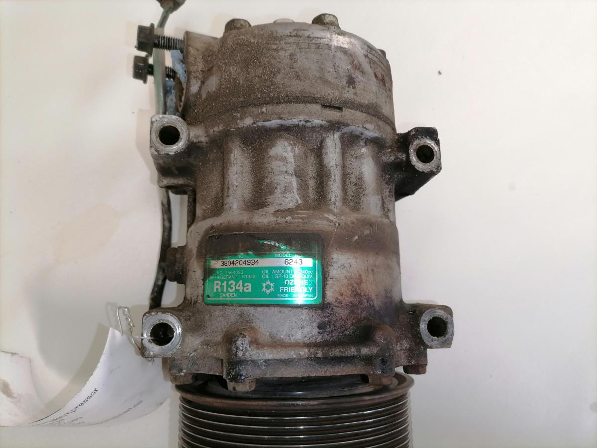 Scania A/C compressor 2564093 - Verwarming/ Ventilatie voor Vrachtwagen: afbeelding 4 Scania A/C compressor 2564093 - Verwarming/ Ventilatie voor Vrachtwagen: afbeelding 4