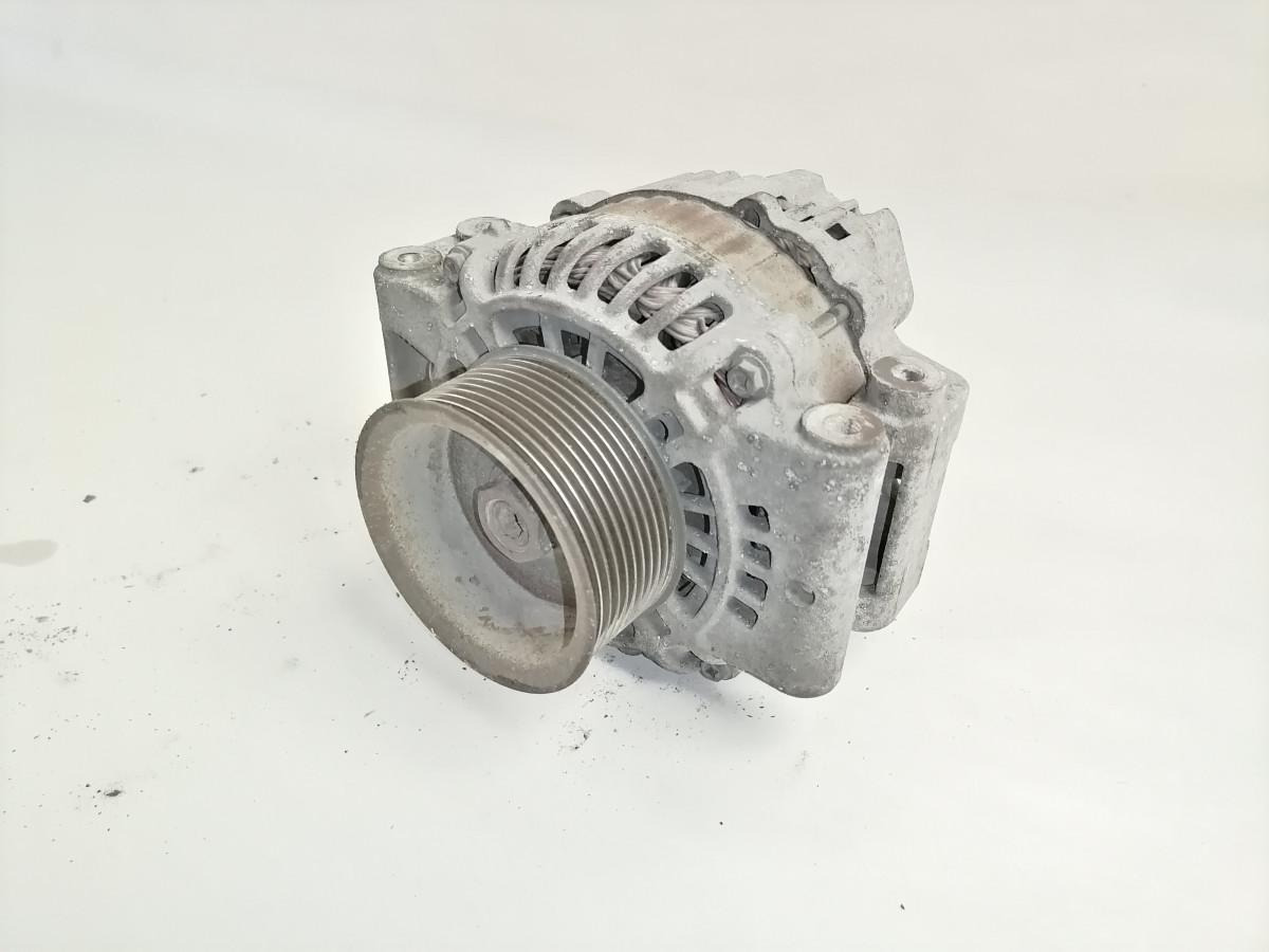 Scania Alternator 1884268 - Dynamo voor Vrachtwagen: afbeelding 2 Scania Alternator 1884268 - Dynamo voor Vrachtwagen: afbeelding 2