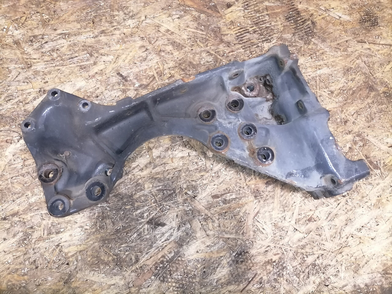 Scania Bracket 1375801 - Frame/ Chassis voor Vrachtwagen: afbeelding 4 Scania Bracket 1375801 - Frame/ Chassis voor Vrachtwagen: afbeelding 4