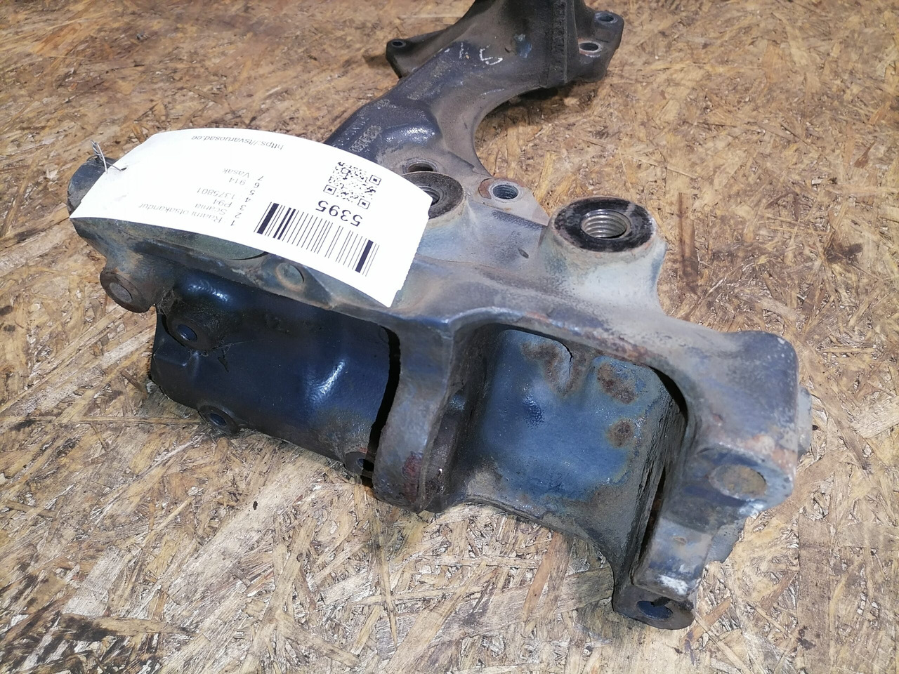 Scania Bracket 1375801 - Frame/ Chassis voor Vrachtwagen: afbeelding 3 Scania Bracket 1375801 - Frame/ Chassis voor Vrachtwagen: afbeelding 3