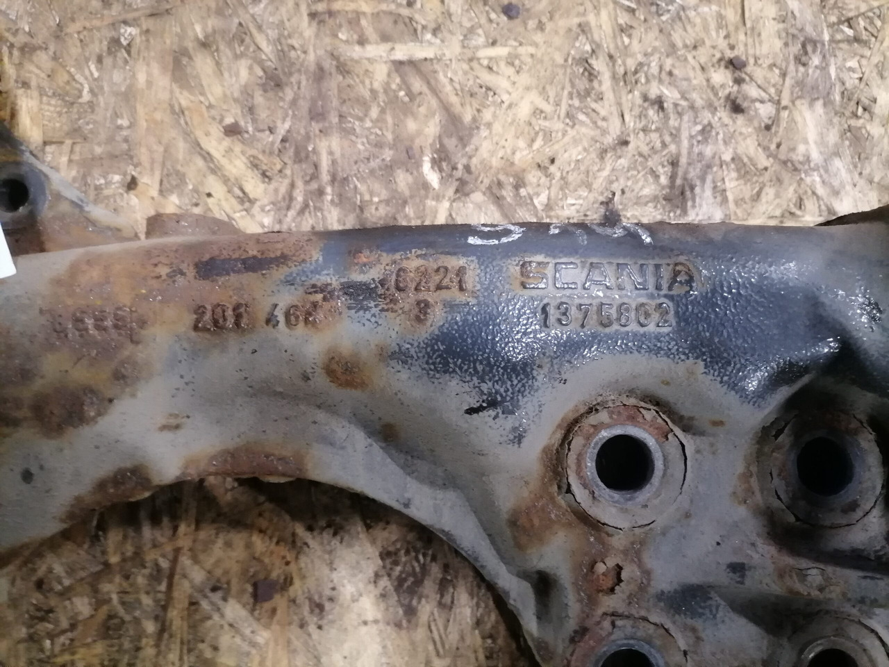 Scania Bracket 1375802 - Frame/ Chassis voor Vrachtwagen: afbeelding 2 Scania Bracket 1375802 - Frame/ Chassis voor Vrachtwagen: afbeelding 2