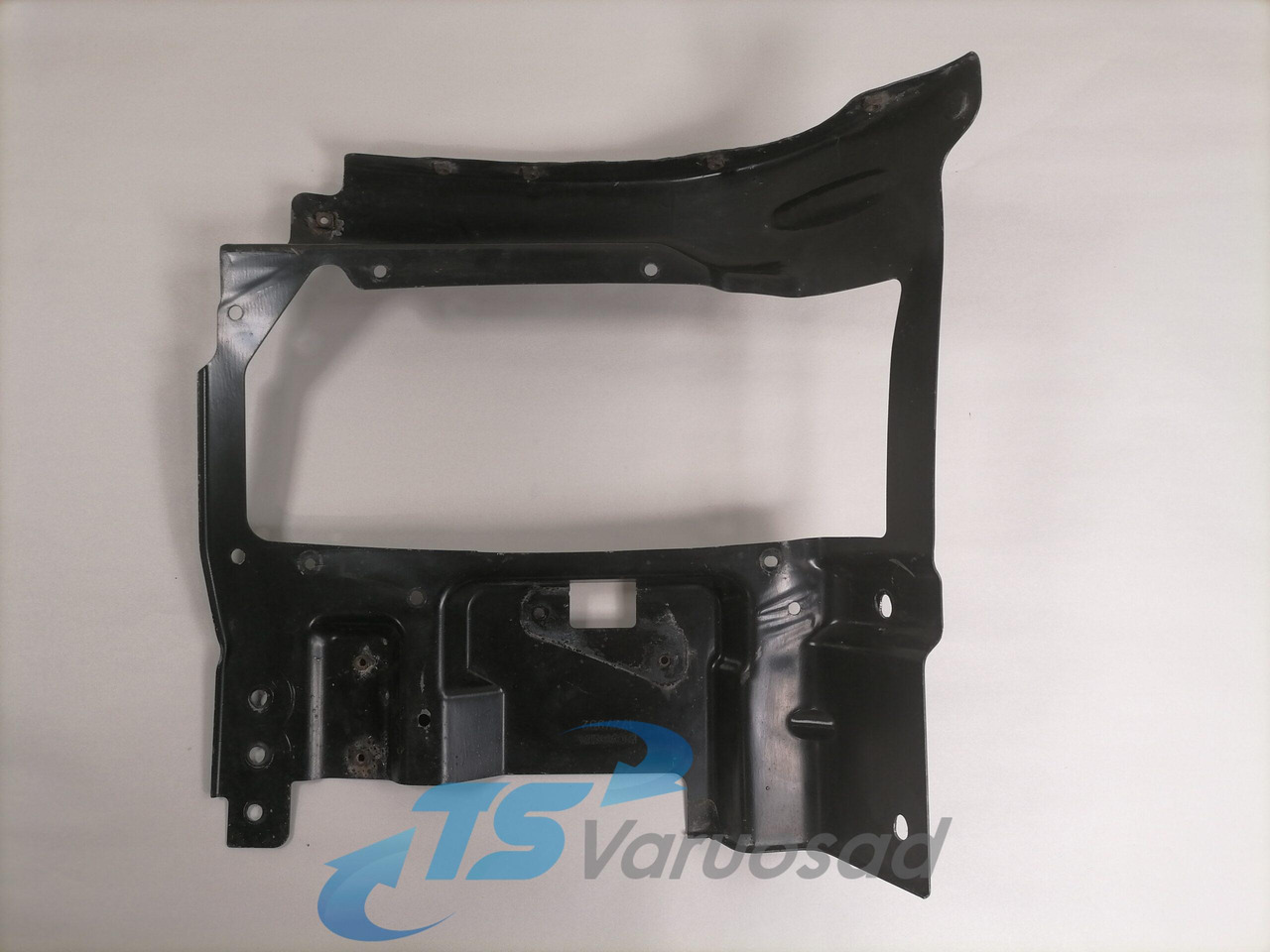 Scania Bracket 1727992 - Lichten/ Verlichting voor Vrachtwagen: afbeelding 2 Scania Bracket 1727992 - Lichten/ Verlichting voor Vrachtwagen: afbeelding 2