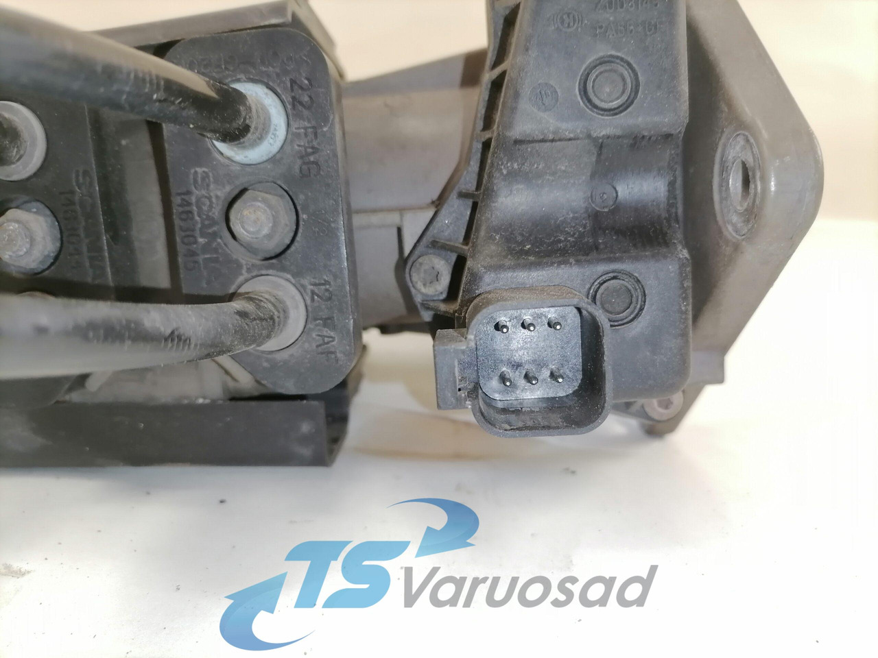 Scania Brake pressure control 1867518 - Remventiel voor Vrachtwagen: afbeelding 3 Scania Brake pressure control 1867518 - Remventiel voor Vrachtwagen: afbeelding 3