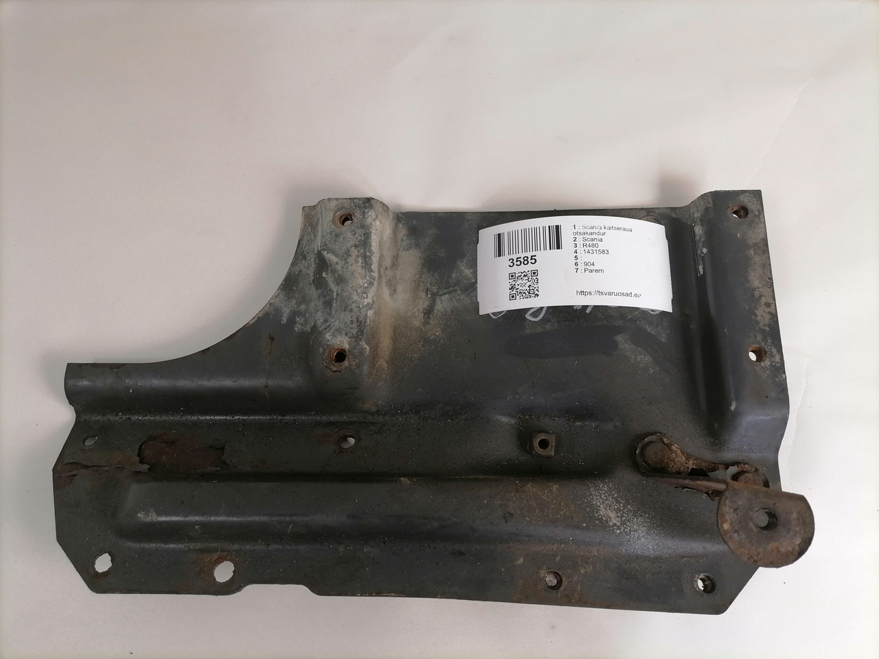 Scania Bumper bracket 1431583 - Bumper voor Vrachtwagen: afbeelding 2 Scania Bumper bracket 1431583 - Bumper voor Vrachtwagen: afbeelding 2