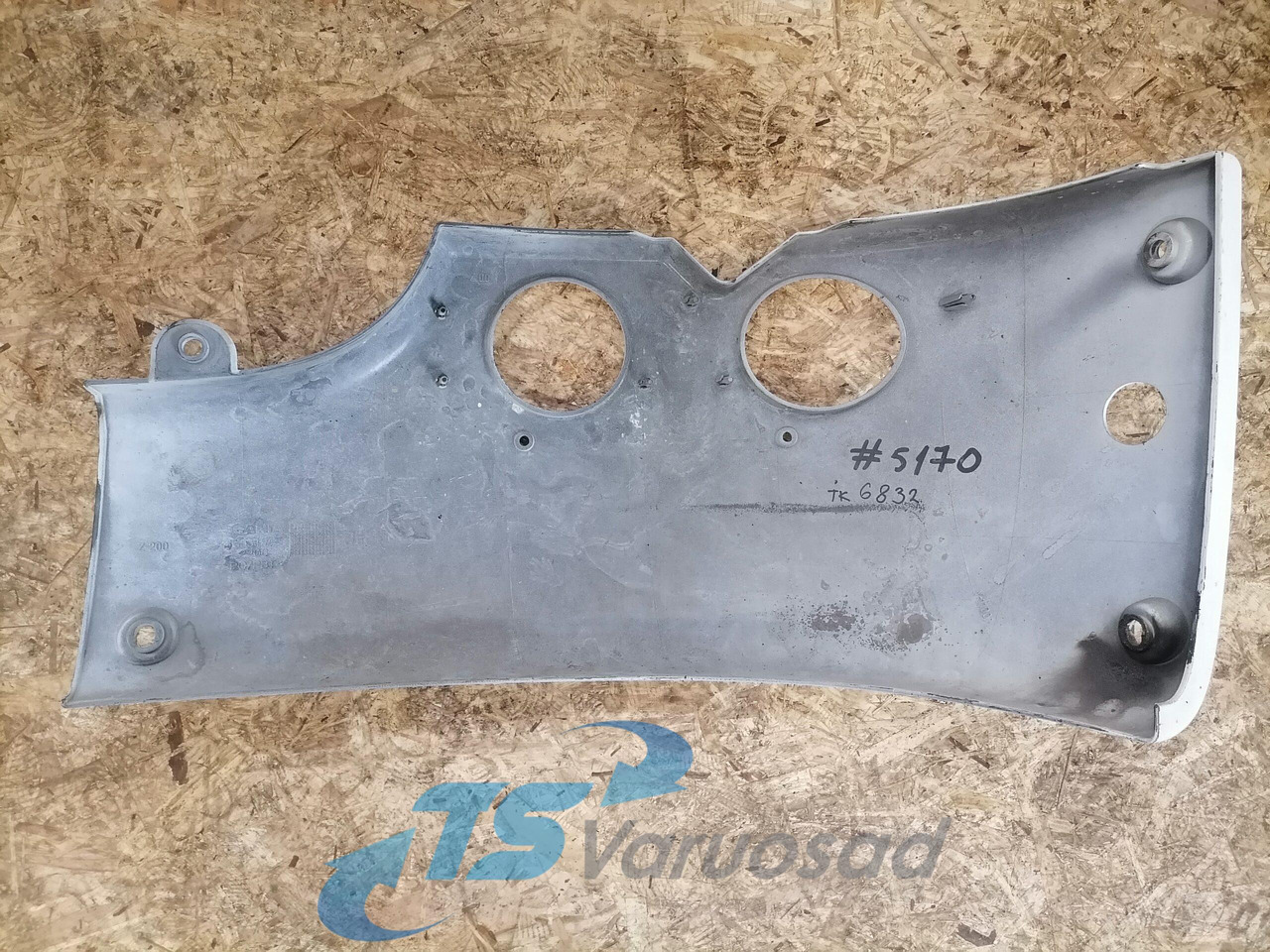 Scania Bumper cover 1853194 - Bumperhoek voor Vrachtwagen: afbeelding 4 Scania Bumper cover 1853194 - Bumperhoek voor Vrachtwagen: afbeelding 4
