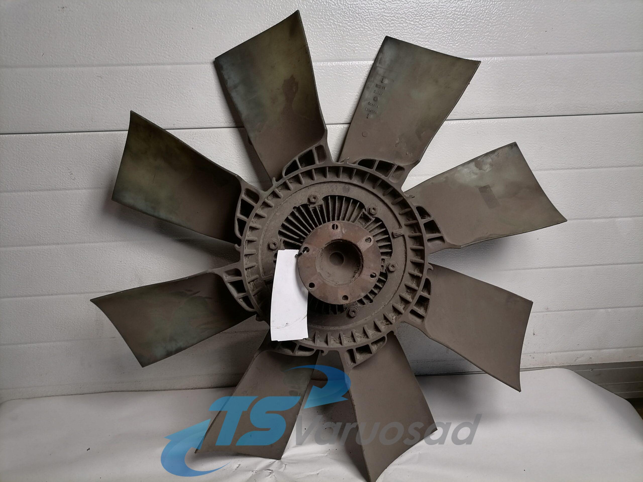 Scania Cooling fan 1392261 - Ventilator voor Vrachtwagen: afbeelding 2 Scania Cooling fan 1392261 - Ventilator voor Vrachtwagen: afbeelding 2