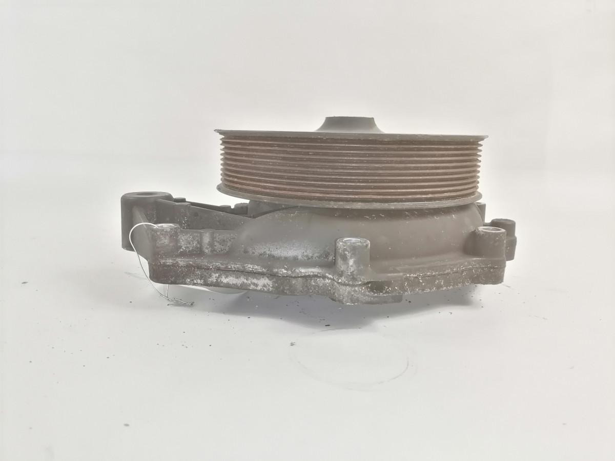 Scania Cooling pump 2310615 - Waterpomp voor Vrachtwagen: afbeelding 4 Scania Cooling pump 2310615 - Waterpomp voor Vrachtwagen: afbeelding 4