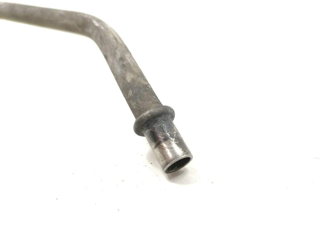 Scania Crankcase Ventilation Pipe 1863956 - Carter voor Vrachtwagen: afbeelding 3 Scania Crankcase Ventilation Pipe 1863956 - Carter voor Vrachtwagen: afbeelding 3