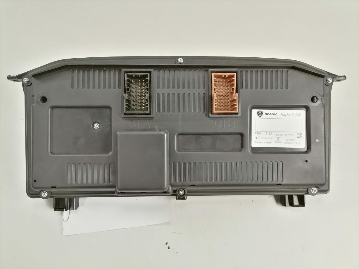 Scania Dashboard 2717542 - Instrumentenpaneel voor Vrachtwagen: afbeelding 5 Scania Dashboard 2717542 - Instrumentenpaneel voor Vrachtwagen: afbeelding 5