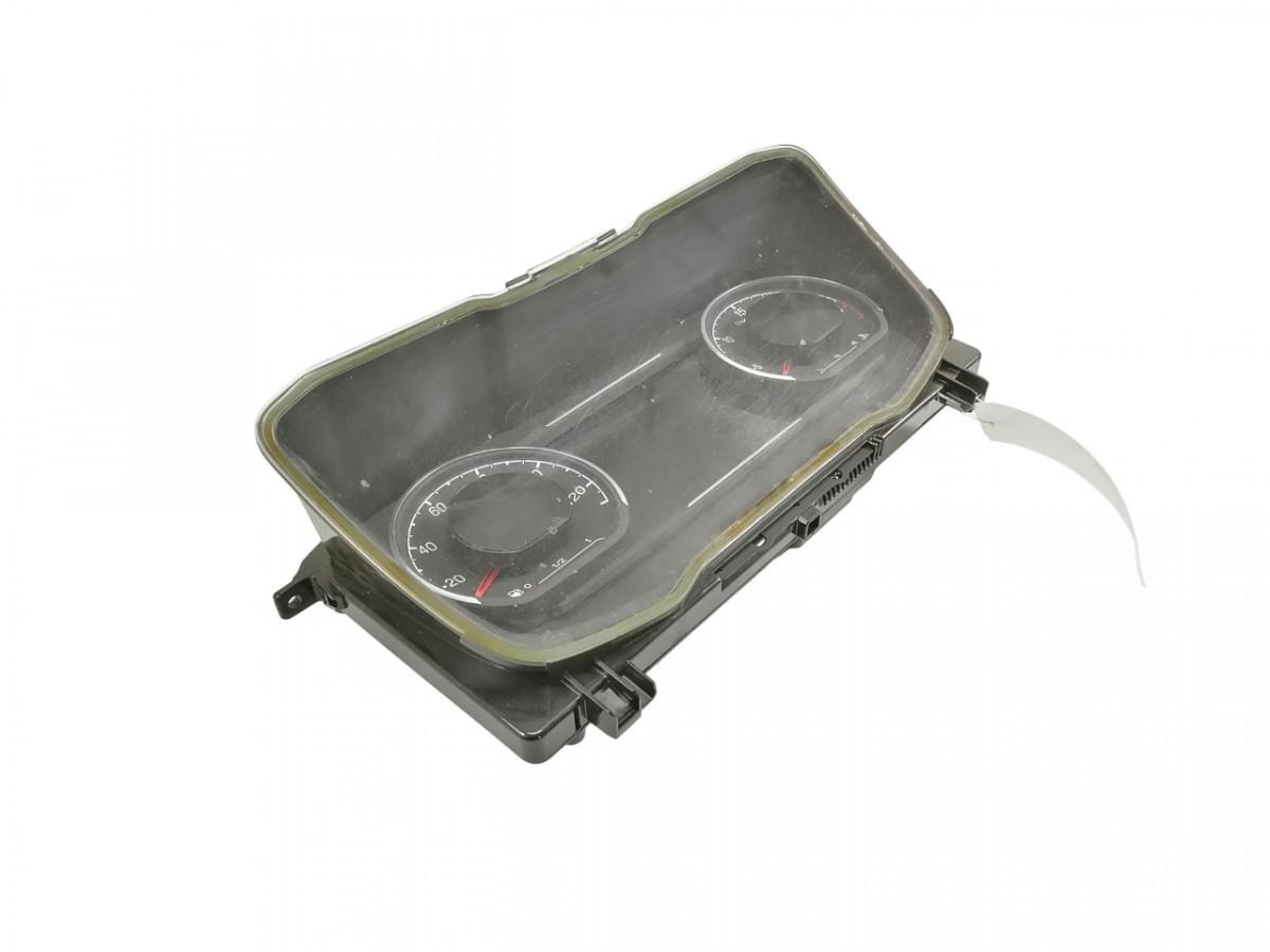 Scania Dashboard 2717542 - Instrumentenpaneel voor Vrachtwagen: afbeelding 1 Scania Dashboard 2717542 - Instrumentenpaneel voor Vrachtwagen: afbeelding 1