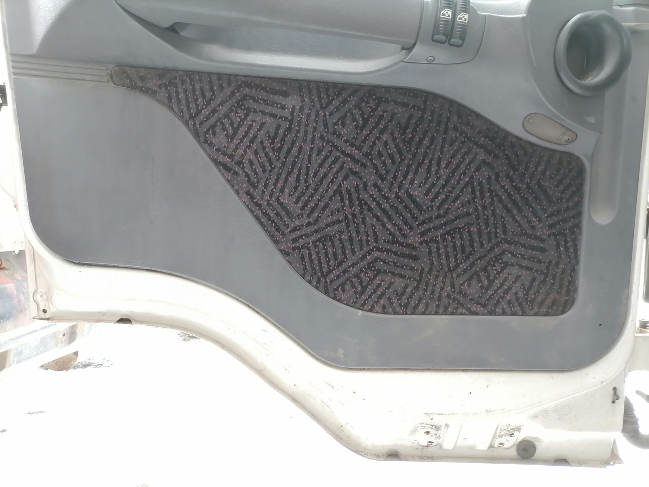 Scania Door 1476532 - Deur en onderdelen voor Vrachtwagen: afbeelding 3 Scania Door 1476532 - Deur en onderdelen voor Vrachtwagen: afbeelding 3