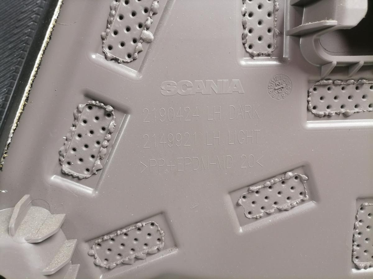 Scania Door trim panel 2795125 - Deur en onderdelen voor Vrachtwagen: afbeelding 3 Scania Door trim panel 2795125 - Deur en onderdelen voor Vrachtwagen: afbeelding 3