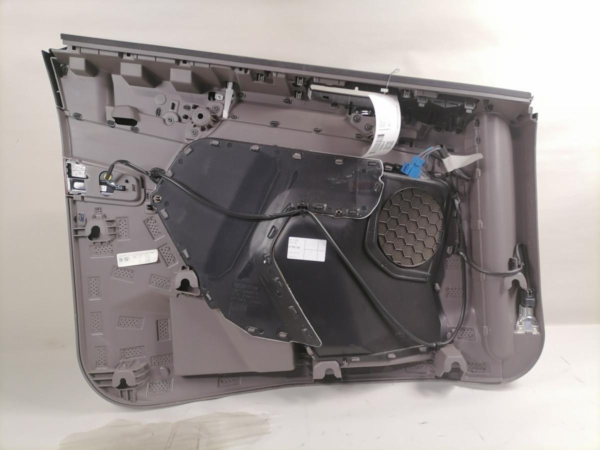 Scania Door trim panel 2795126 - Deur en onderdelen voor Vrachtwagen: afbeelding 4 Scania Door trim panel 2795126 - Deur en onderdelen voor Vrachtwagen: afbeelding 4