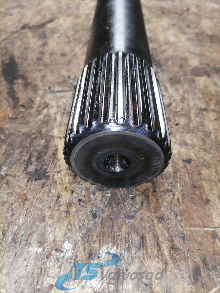 Scania Drive shaft 1315681 - Aandrijfas voor Vrachtwagen: afbeelding 3 Scania Drive shaft 1315681 - Aandrijfas voor Vrachtwagen: afbeelding 3
