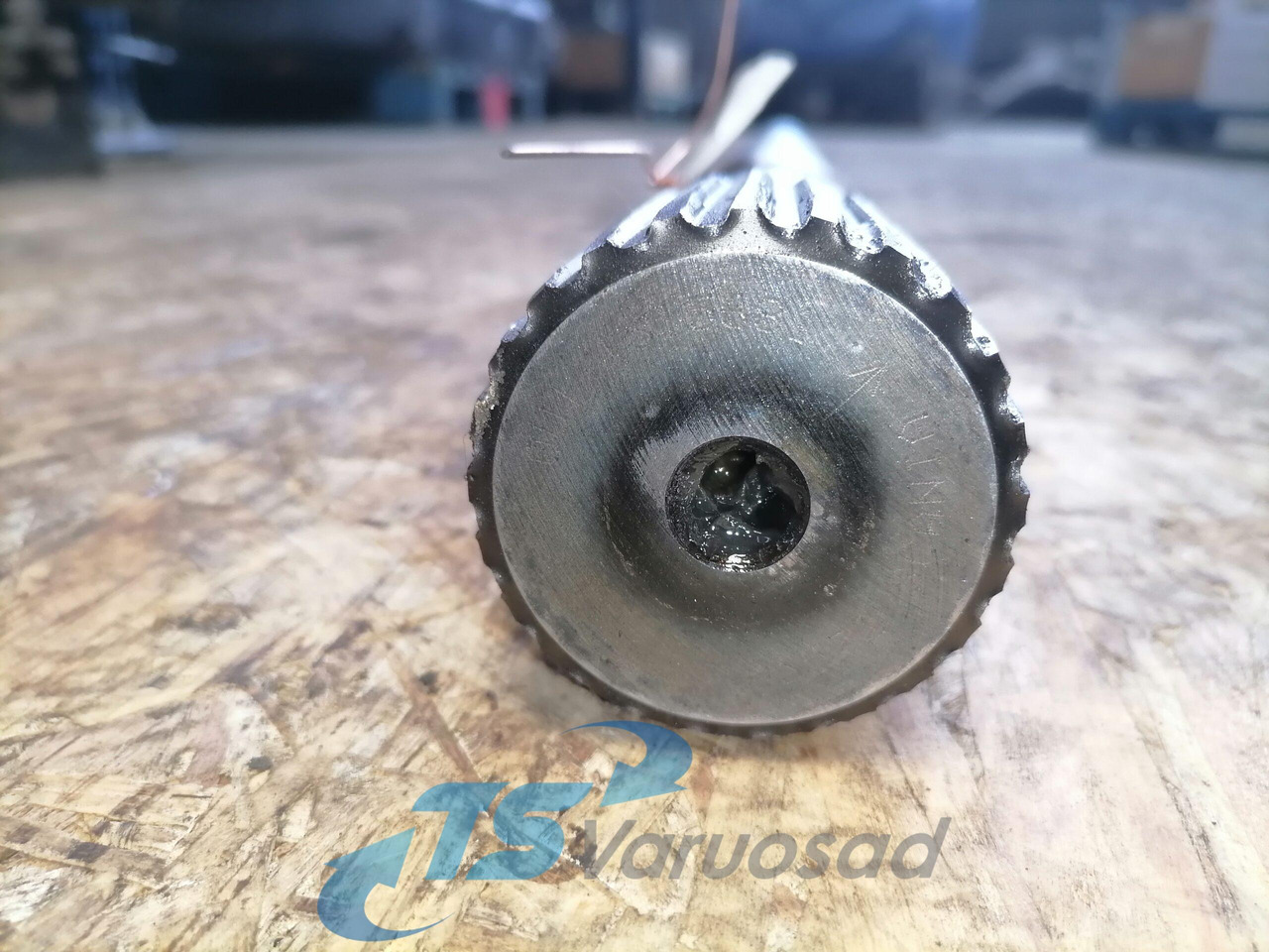 Scania Drive shaft 1315681 - Aandrijfas voor Vrachtwagen: afbeelding 5 Scania Drive shaft 1315681 - Aandrijfas voor Vrachtwagen: afbeelding 5