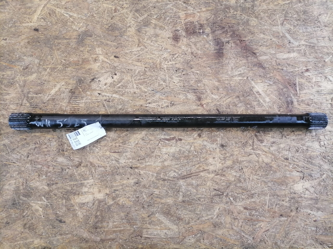 Scania Drive shaft 1368178 - Aandrijfas voor Vrachtwagen: afbeelding 2 Scania Drive shaft 1368178 - Aandrijfas voor Vrachtwagen: afbeelding 2