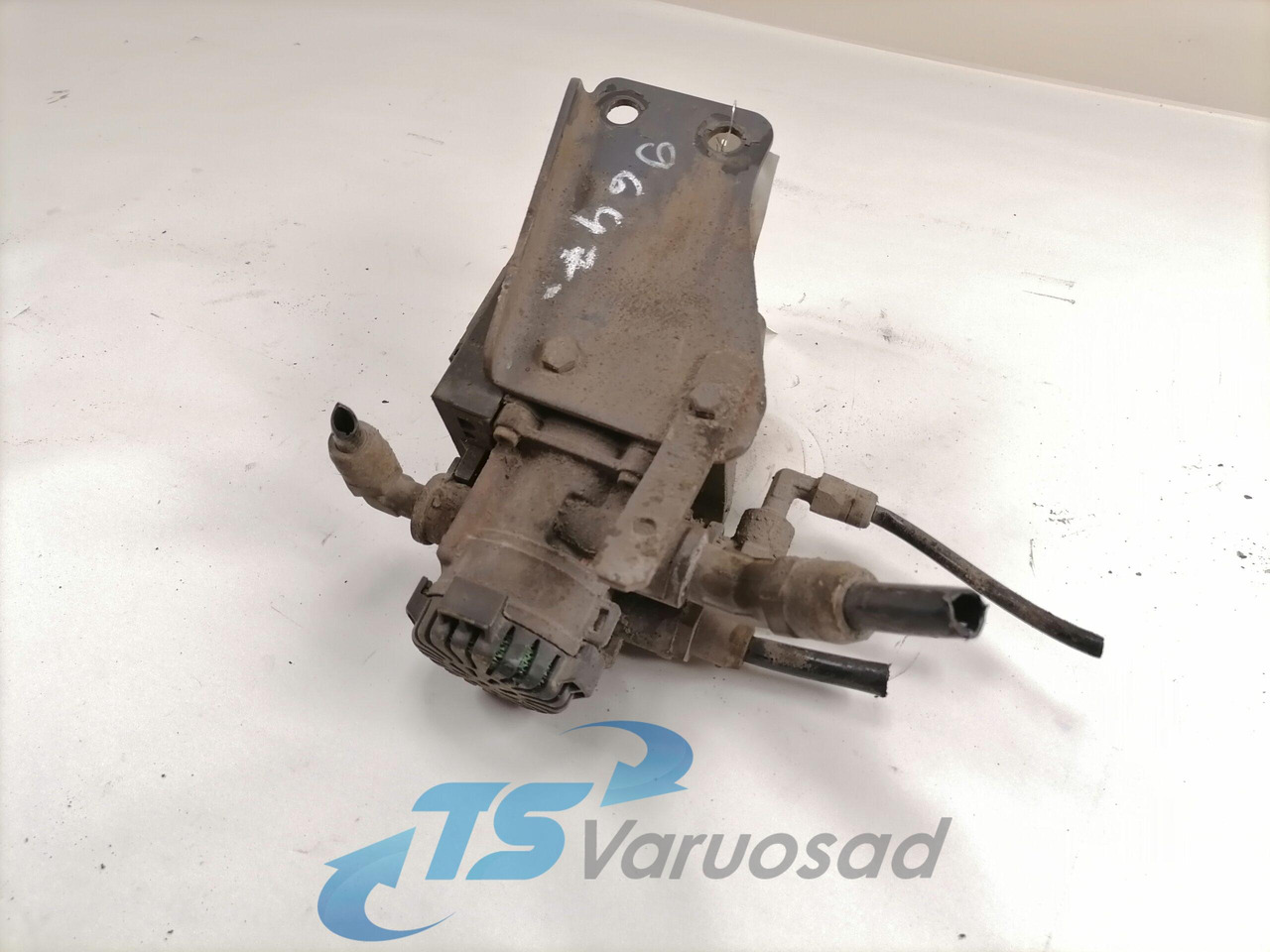 Scania EBS brake valve 1857012 - Remventiel voor Vrachtwagen: afbeelding 4 Scania EBS brake valve 1857012 - Remventiel voor Vrachtwagen: afbeelding 4