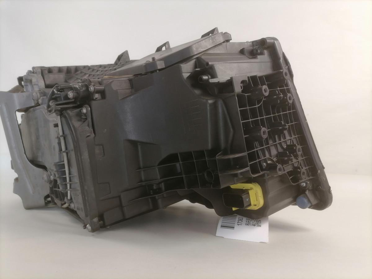 Scania Esituli, LED 2655848 - Lichten/ Verlichting voor Vrachtwagen: afbeelding 4 Scania Esituli, LED 2655848 - Lichten/ Verlichting voor Vrachtwagen: afbeelding 4