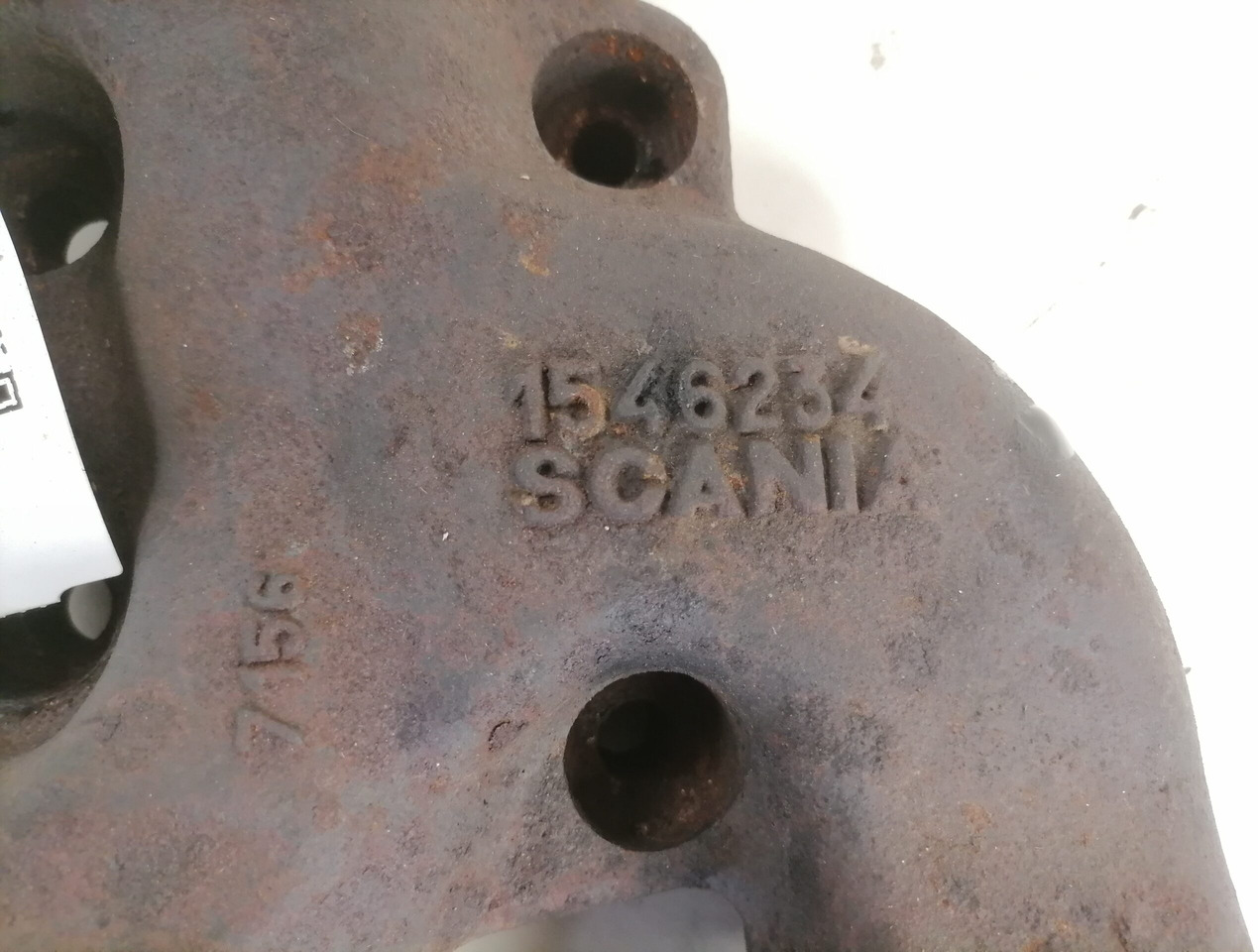 Scania Exhaust mainfold 1546234 - Uitlaatspruitstuk voor Vrachtwagen: afbeelding 5 Scania Exhaust mainfold 1546234 - Uitlaatspruitstuk voor Vrachtwagen: afbeelding 5