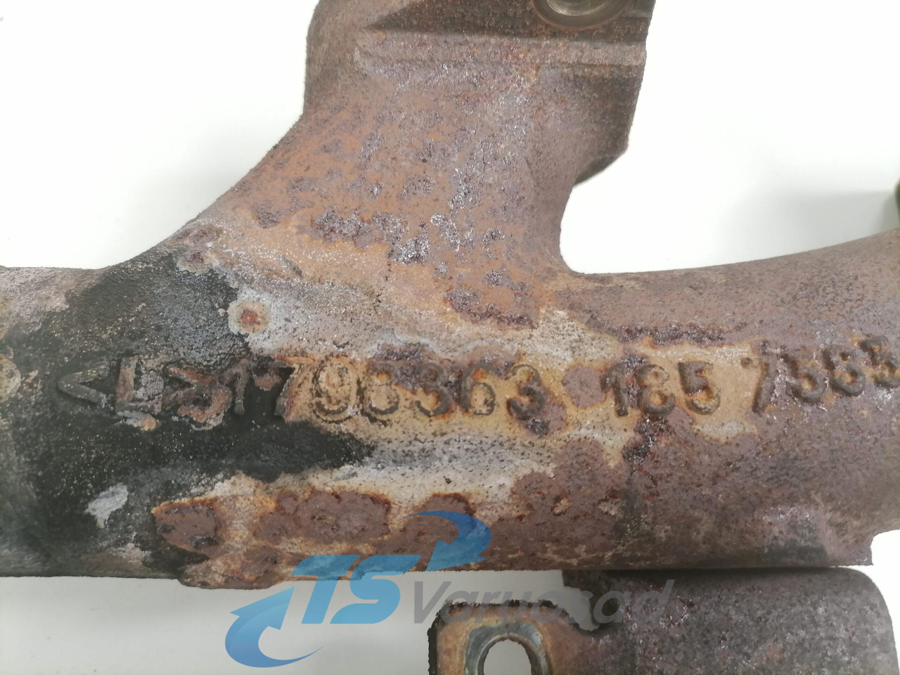Scania Exhaust mainfold 1798363 - Uitlaatspruitstuk voor Vrachtwagen: afbeelding 5 Scania Exhaust mainfold 1798363 - Uitlaatspruitstuk voor Vrachtwagen: afbeelding 5