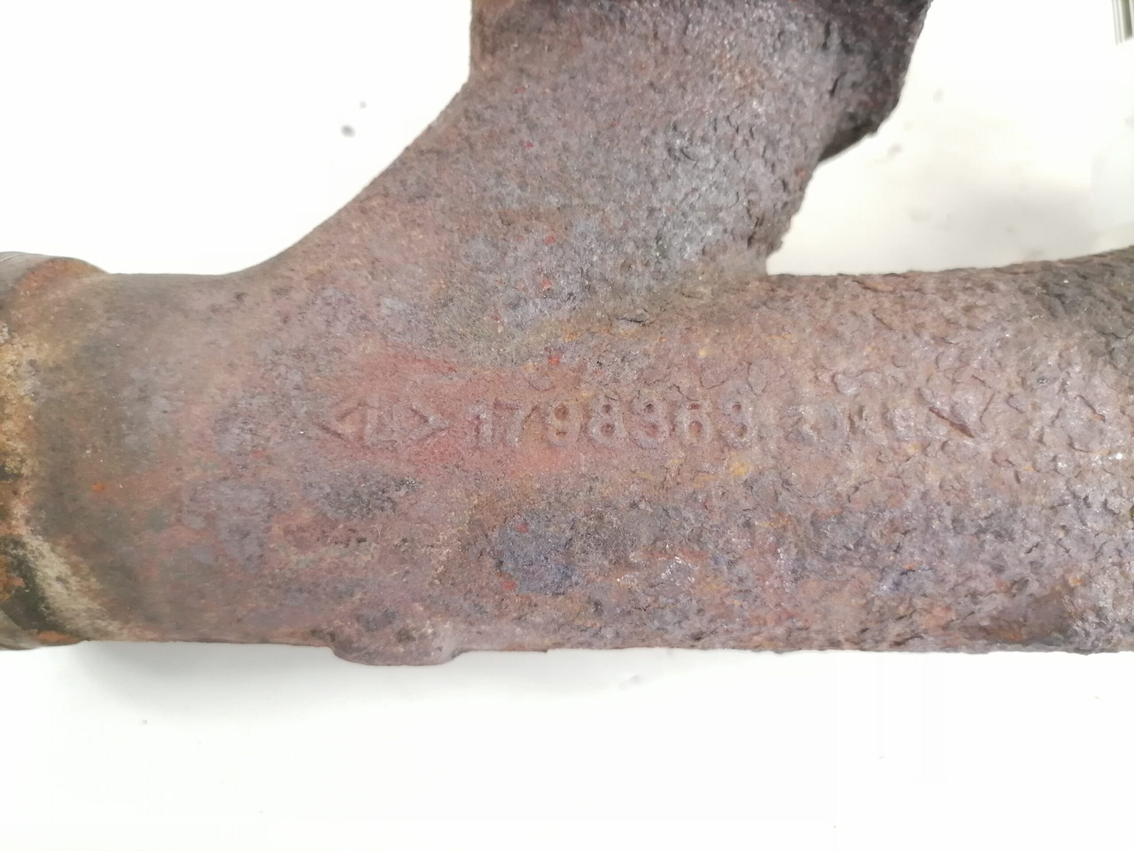 Scania Exhaust mainfold 1798363 - Uitlaatspruitstuk voor Vrachtwagen: afbeelding 2 Scania Exhaust mainfold 1798363 - Uitlaatspruitstuk voor Vrachtwagen: afbeelding 2