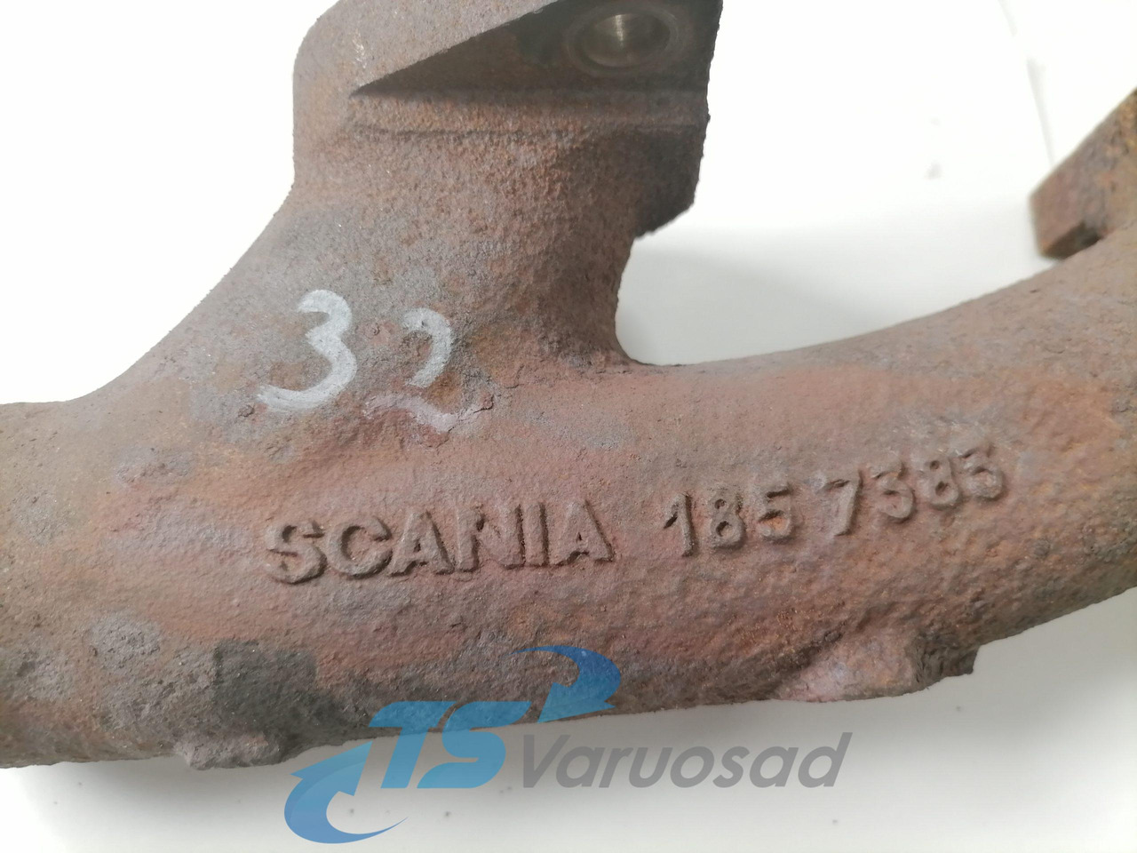 Scania Exhaust mainfold 1857383 - Uitlaatspruitstuk voor Vrachtwagen: afbeelding 5 Scania Exhaust mainfold 1857383 - Uitlaatspruitstuk voor Vrachtwagen: afbeelding 5