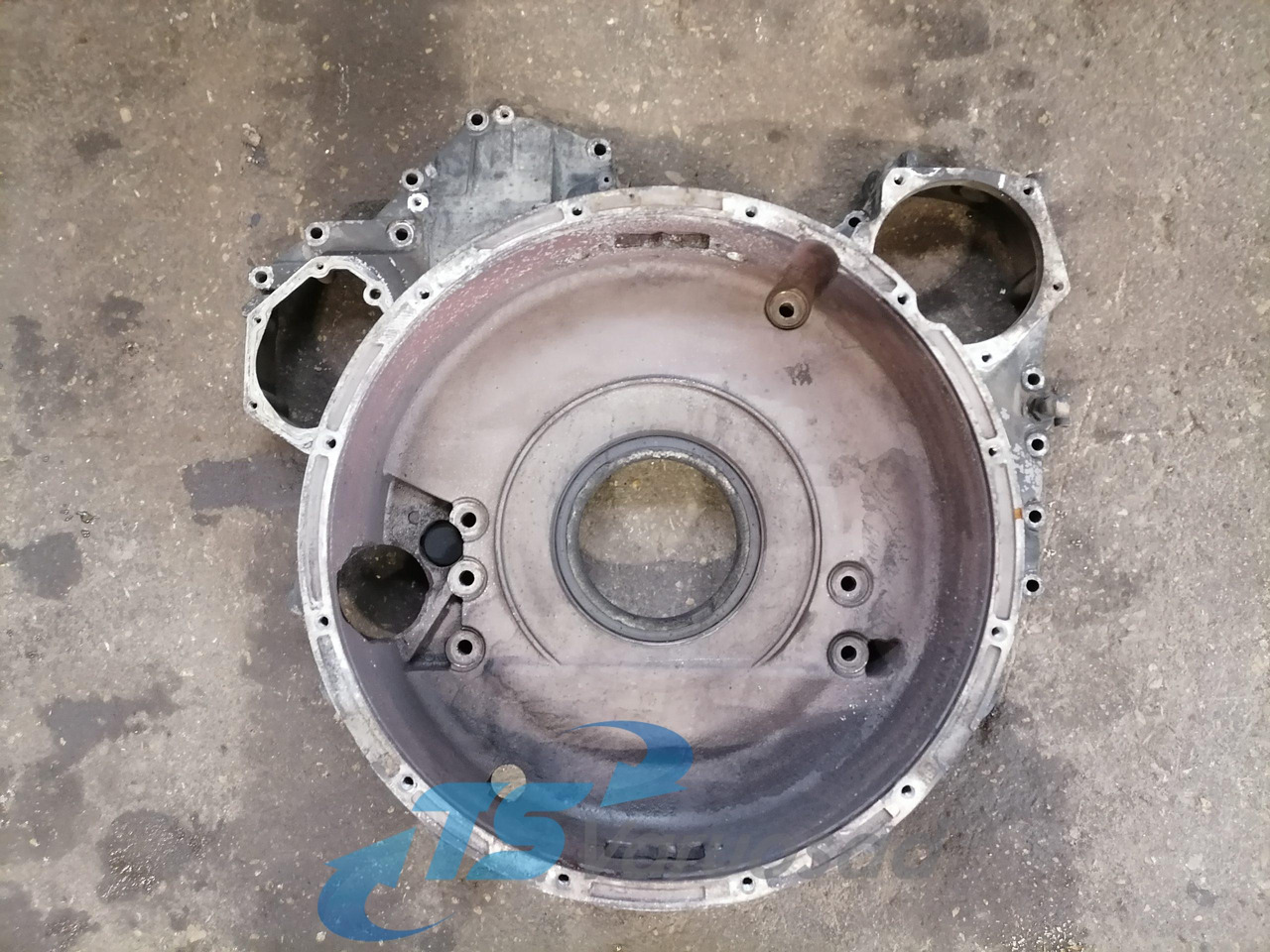 Scania Flywheel housing 1520268 - Vliegwiel voor Vrachtwagen: afbeelding 1 Scania Flywheel housing 1520268 - Vliegwiel voor Vrachtwagen: afbeelding 1