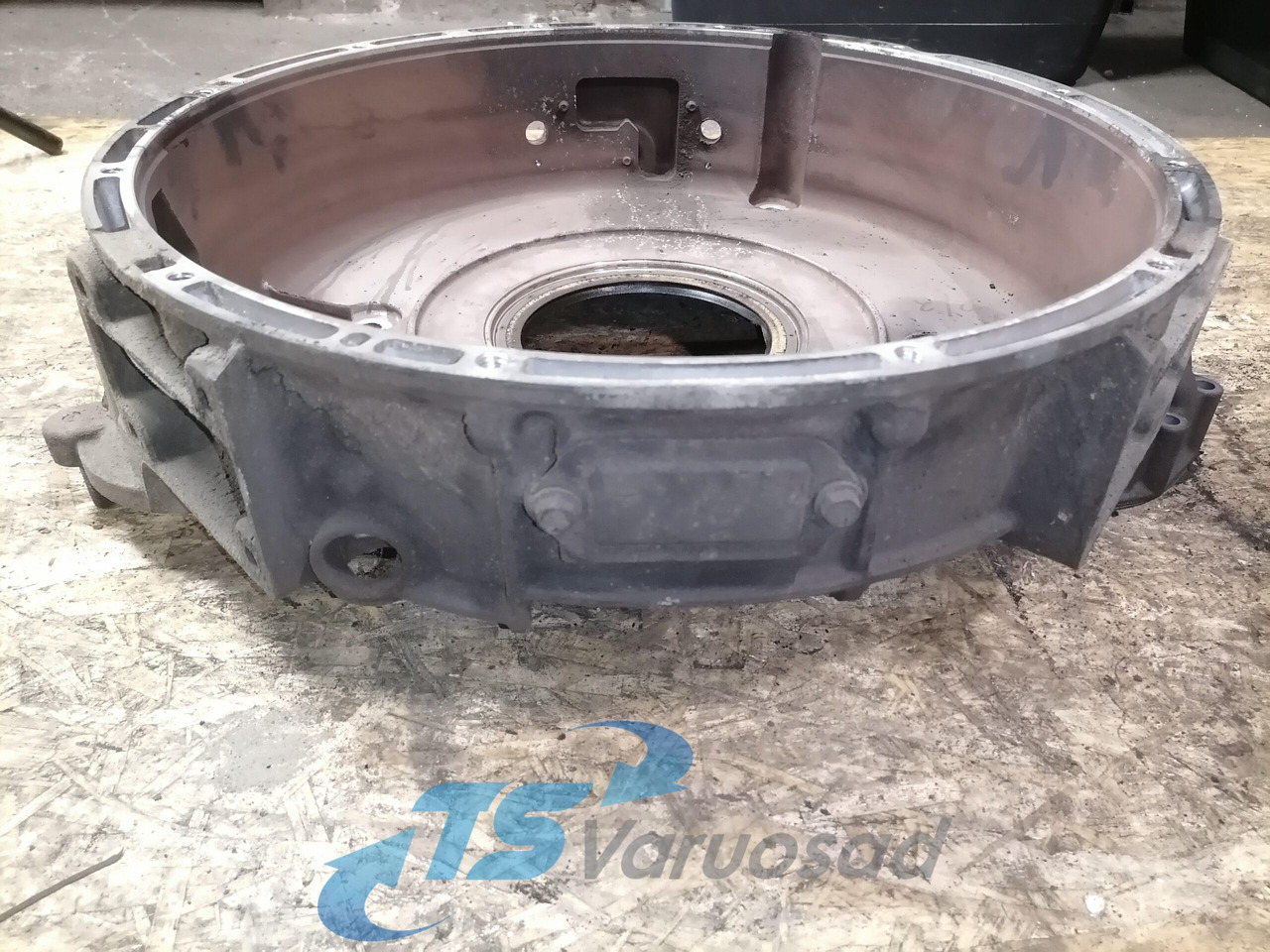 Scania Flywheel housing 1940447 - Vliegwiel voor Vrachtwagen: afbeelding 5 Scania Flywheel housing 1940447 - Vliegwiel voor Vrachtwagen: afbeelding 5