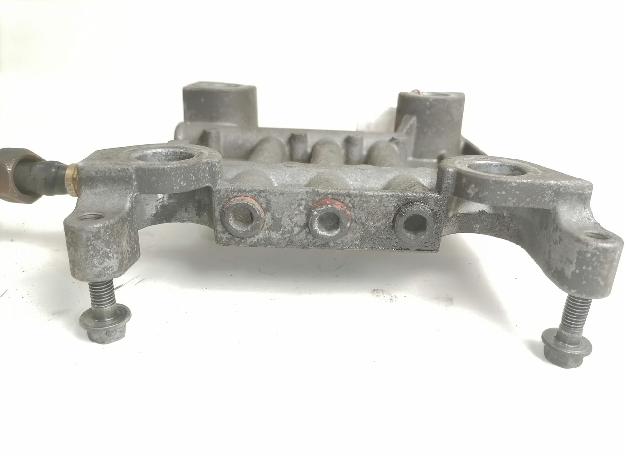 Scania Fuel collector 1448752 - Brandstoftoevoer voor Vrachtwagen: afbeelding 2 Scania Fuel collector 1448752 - Brandstoftoevoer voor Vrachtwagen: afbeelding 2