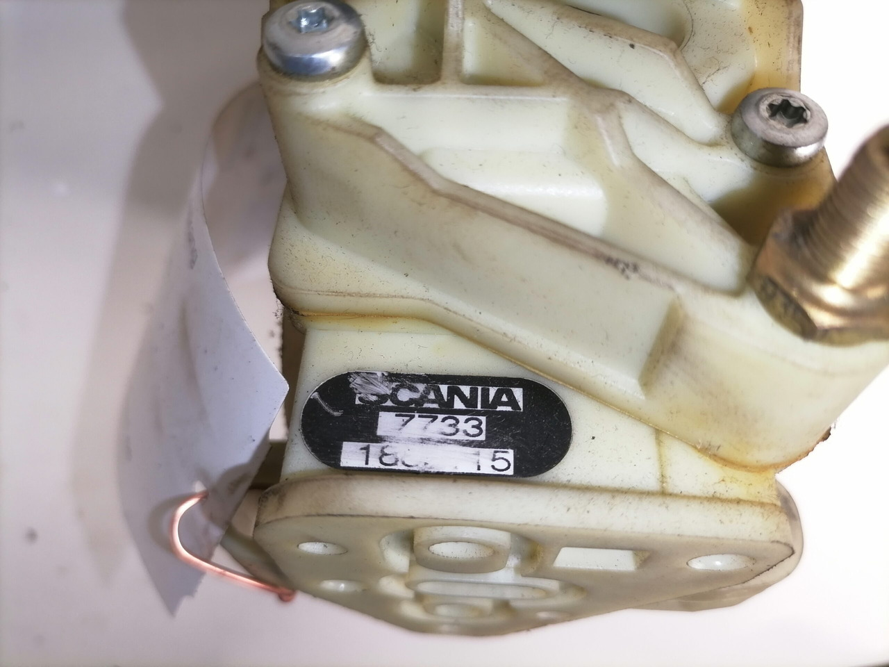 Scania Handbrake control lever 9617241020 - Universeel onderdeel voor Vrachtwagen: afbeelding 2 Scania Handbrake control lever 9617241020 - Universeel onderdeel voor Vrachtwagen: afbeelding 2